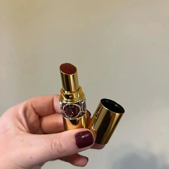 Yves Saint Laurent (YSL) Rouge Volupte Shine Oil-In-Stick Lipstick - Shade 154 - Picture 4 of 6